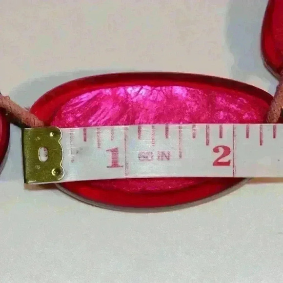 Vintage 1960's Large Bright Pink Lucite and Hemp Necklace with 2" Extender - Picture 9 of 12